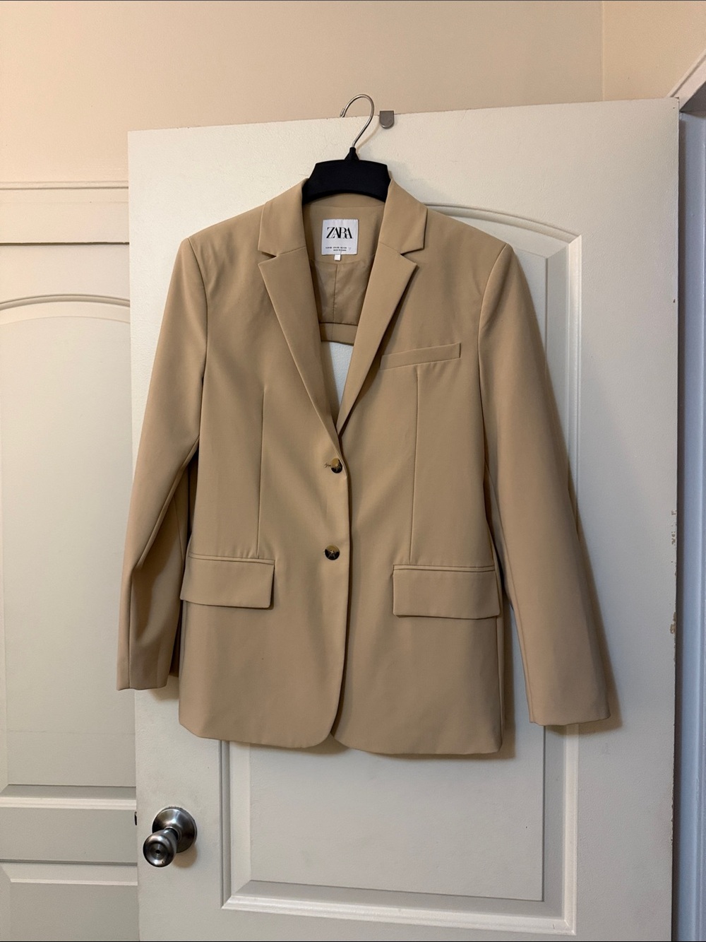 ZARA Tan Open Back Two-Button Tailored Blazer. Item Runs Large